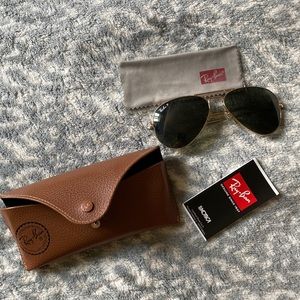 Ray Ban - Classic Aviators (polarized)